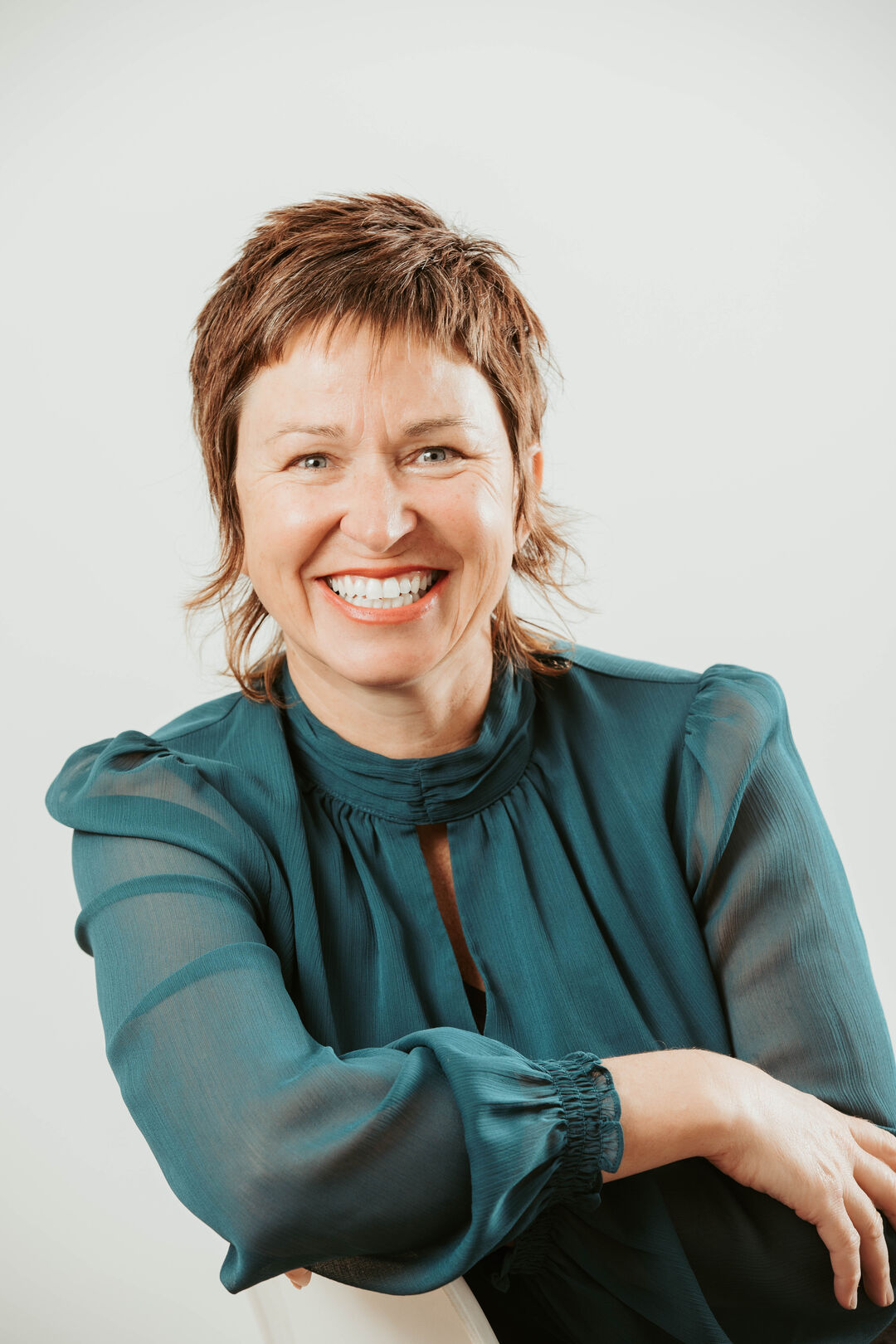 Colleen Hughson HEADSHOT